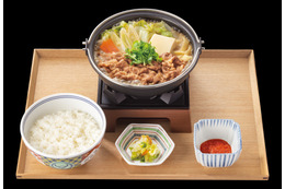 吉野家、「牛すき祭」開催！鍋も牛すき丼も本日より10％オフ！