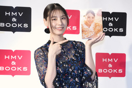 相楽伊織、2026年のカレンダー発売に喜び！「満足のいく1冊になりました」