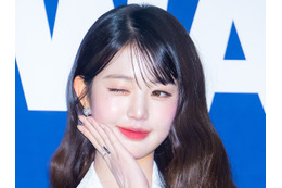 IVE・ウォニョン、“あざとカワイイ”生クリームSHOTにファン悶絶「これは反則…」【PHOTO】 画像