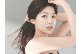 北朝鮮生まれ・韓国在住の脱北女優が日本へ！秋の大阪を大胆ミニスカで闊歩「私は“オオサカ体質”」【PHOTO】 画像