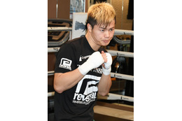 那須川天心、試合に敗北し土下座「 一生懸命やりました」「後悔は無いです」