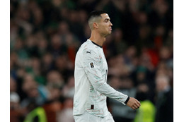 非マナーな肘打ちを見逃した？韓国メディア猛非難のC・ロナウド出場停止“執行猶予”「荒唐無稽だ！」 画像