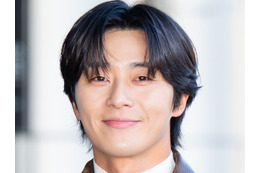 バッキバキ…俳優パク・ソジュン、鍛え上げられた上半身を思いきり公開！海で見せた姿が話題【PHOTO】 画像