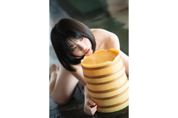 元でんぱ組.inc・根本凪、セクシーな温泉カットから“RPG風”グラビアまで！デジタル写真集を2作同時発売