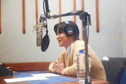 目黒蓮、こだわりの“すき焼きのつくり方”を語る！本日放送開始の新CMでナレーションに挑戦