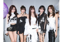 2年連続の快挙！LE SSERAFIM、「AAA2025」で大賞含む“3冠”達成　快進撃の1年を象徴する結果に 画像