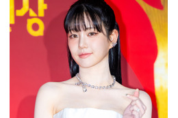 BTS・JUNG KOOKとの熱愛説を否定した女優、初めて映画祭のMCに　安定した進行力に期待 画像