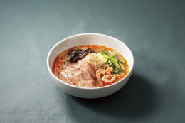 海老やパクチー、チーズなど全13種のトッピングが楽しめる！デニーズ、マーラータンメンを17日より発売