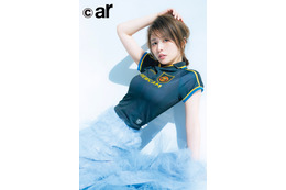 長濱ねる、タイトなユニフォーム姿で初表紙！オファー時の心境は「いいのかな？と、恐縮な気持ち」