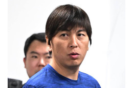 「“大谷翔平の通訳”の事件を想起」『鬼レンチャン』出演・松重豊と共演の韓国歌手、元マネが不送致処分 画像