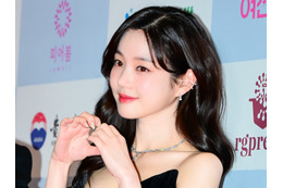 BTS・JUNG KOOKとの熱愛説を否定した女優、“肩出しドレス”…お人形のような美貌で話題に【PHOTO】 画像