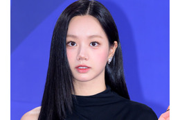 “ドロ沼破局”を乗り越え、今年はダンサーとの熱愛説が浮上　女優ヘリが1年を振り返る「最高ではなくても…」 画像