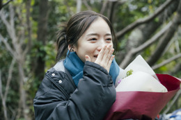 元日向坂46・齊藤京子、初主演映画『恋愛裁判』クランクアップに涙......メイキング写真が公開