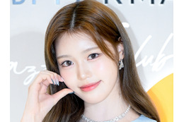 iznaの最年少メンバー・セビ、上目遣いの“もち肌”ショットに反響続々！「赤ちゃん天使…」【PHOTO】 画像