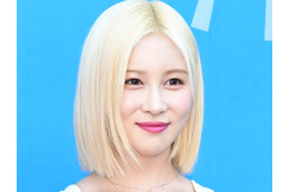 宇宙少女・ダヨン、パク・ジェボムとサプライズ共演！「MMA2025」で“ホット”なステージ披露 画像