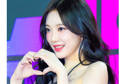 反対署名14万件でも気にせず…紅白出場が決まった“きのこ雲ライト”投稿のaespa・ニンニン、妖艶ポーズ【PHOTO】 画像