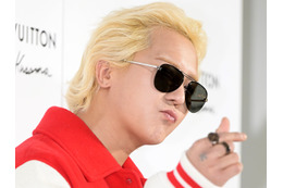 悪質な“兵役不正”疑惑のK-POPアイドル、在宅起訴で裁判へ…グループへの復帰も不透明に 画像