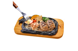 バター＆ハーブが香ばしい！ビッグボーイ、ふっくら食感「サーモングリル」8日より発売