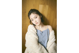 原菜乃華、“等身大の姿”を撮り下ろしカットで収録！「日常」をテーマにした2026年カレンダーが発売決定