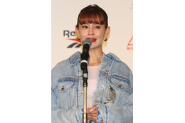 モデル・emma、韓国事務所への所属を発表！日本での仕事は「今まで通り変わらずに続けていきます」