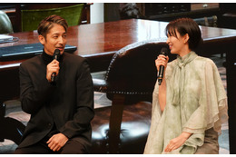 岡崎紗絵、玉木宏の撮影現場での意外な一面を暴露「何かやってるな！」