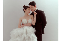 『ペントハウス』女優を双子の姉に持つ韓国モデル、同僚モデルとゴールイン！「結婚という形で結ばれた」 画像