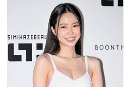 清純なお顔をして…ソン・ナウン、スポブラ姿で見せた意外なボリューム感！ギャップで魅了【PHOTO】 画像