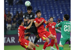 日本優勝の裏で…6本連続で右方向にしか飛ばない“愚策”　ベトナムに敗れた韓国GKの不可解PK戦術が炎上【U23アジア杯】 画像