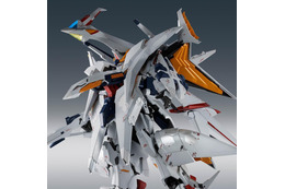 “マフティーが観光地にいるわけないだろー！”「閃光のハサウェイ」ペーネロペーが立体化！一部カラーをリニューアルし、装い新たに登場 画像