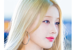 ブラトップで見せた“たわわ”な肉体…KISS OF LIFE・ベル、運動後の自撮り写真で健康アピール 画像