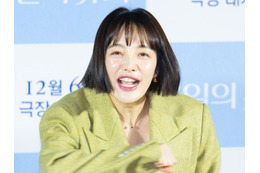 交通事故を装った“不謹慎”商品PRで炎上の『キム秘書』女優、車のトラブルで足止め「めちゃくちゃ」 画像