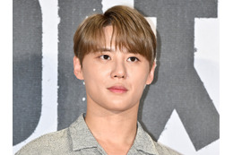 元東方神起・ジュンス、“韓国第1号オーナー”「テスラ・サイバートラック」で出勤！代表としての1日に注目 画像