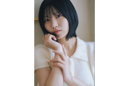 乃木坂46・中西アルノ、重要文化財「萩原家住宅」で撮り下ろし！新マガジン表紙＆巻頭に登場