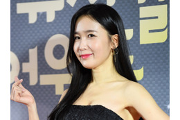 授乳する姿も公開　子宮頸がんを乗り越えた元K-POPアイドル（35）、「1％の確率」とされた双子を出産 画像