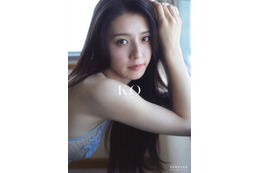 “ハイキック女子”宮原華音、30歳の誕生日に初写真集発売決定！ 愛犬との秘蔵カットも収録