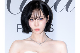 「見えちゃいそう…」“胸元ざっくり”ドレス姿のaespa・ウィンター、色香漂う雰囲気に釘付け 画像