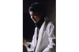 有名アーティストらがコラボするFRED PERRY「WHY?」が4/1始動 画像