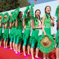 西湖国際茶文化博覧会で出番を待つ美しい少女たち