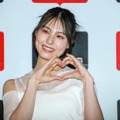 元乃木坂46・相楽伊織、白ランジェリー姿の眼鏡美女に！デジタル写真集「毎度お邪魔します」発売 画像