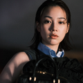 のん、洗練されたmiumiuコーデ披露!「やっとお会いできた」齋藤飛鳥とのツーショットも公開