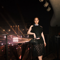 のん、洗練されたmiumiuコーデ披露!「やっとお会いできた」齋藤飛鳥とのツーショットも公開
