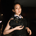 のん、洗練されたmiumiuコーデ披露!「やっとお会いできた」齋藤飛鳥とのツーショットも公開