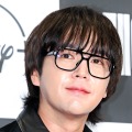 チャン・グンソク、映画界の巨匠を前に自慢のトーク力で笑顔届ける！唯一無二のオーラで圧倒