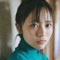 美しさに思わず目を奪われる！日向坂46・正源司陽子が表紙・巻頭に登場！ 画像