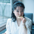 ©『Bite! The World 上白石萌音と世界をガブリ!』／集英社　撮影／横山創大