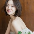 予兆なく結婚発表、息をのむ美しさのウェディングフォト公開　女優ムン・チェウォンの女神ビジュ 画像