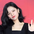 TWICE・ジョンヨン、至近距離ショットで際立つ“無欠点ビジュアル”に反響「毛穴ゼロ」「美の暴力」