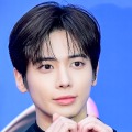 TXT・テヒョン、話題の“滅ポーズ”でファンの心をわし掴み！「はぁ最高」「可愛すぎ…」
