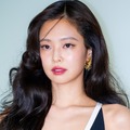 ブラトップ姿で見せた“完璧ボディ”…BLACKPINK・ジェニー、肌見せ衣装に視線集中「気絶しそう」