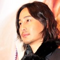 “ヨン様”と共演も…芸能界から姿を消した韓国俳優、3児の父に「元気に生まれてきてくれた」